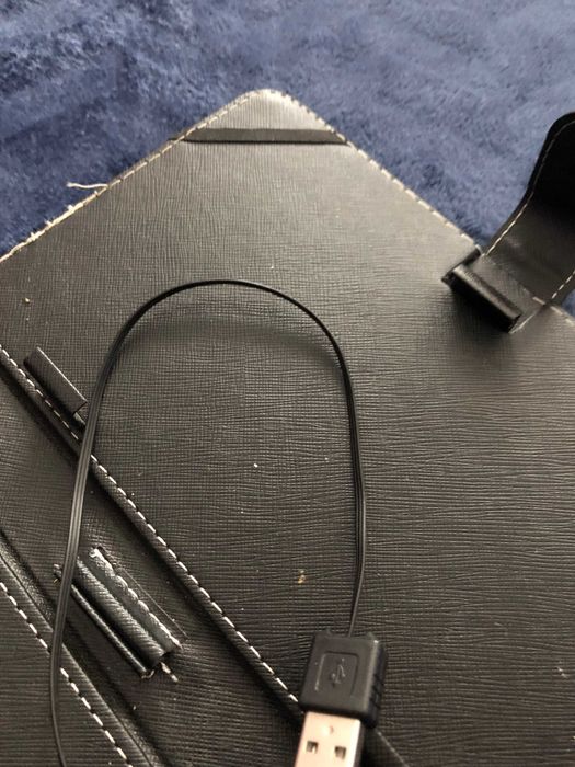 Etui na tablet z klawiaturą usb