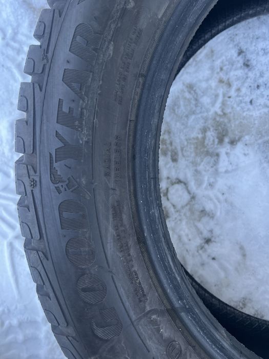 Шини зимові 205/55/r16 2021