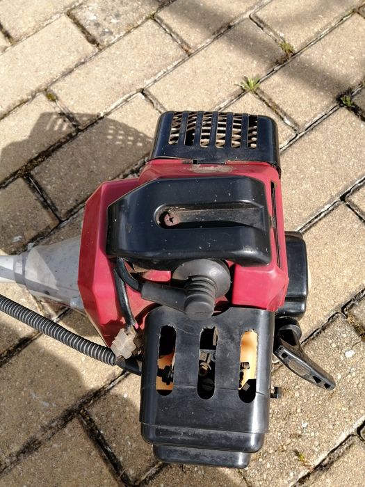 Roçadora a gasolina