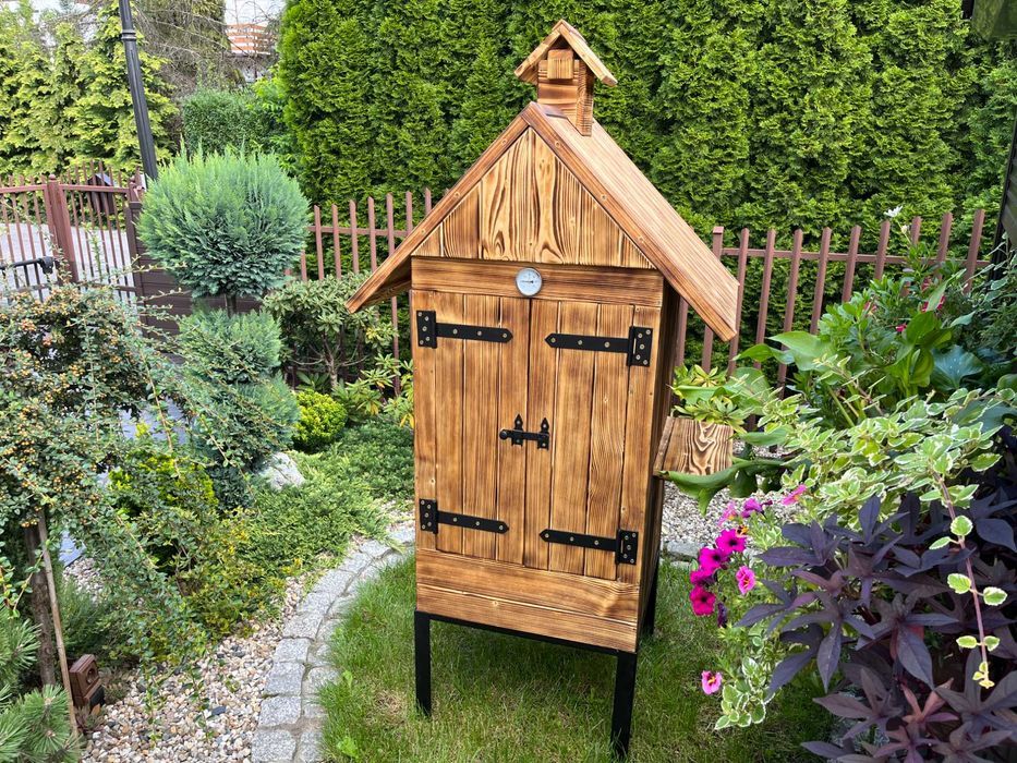 Wędzarnia ogrodowa drewniana TOKO