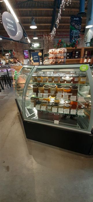 Lada witryna chłodnicza narożna