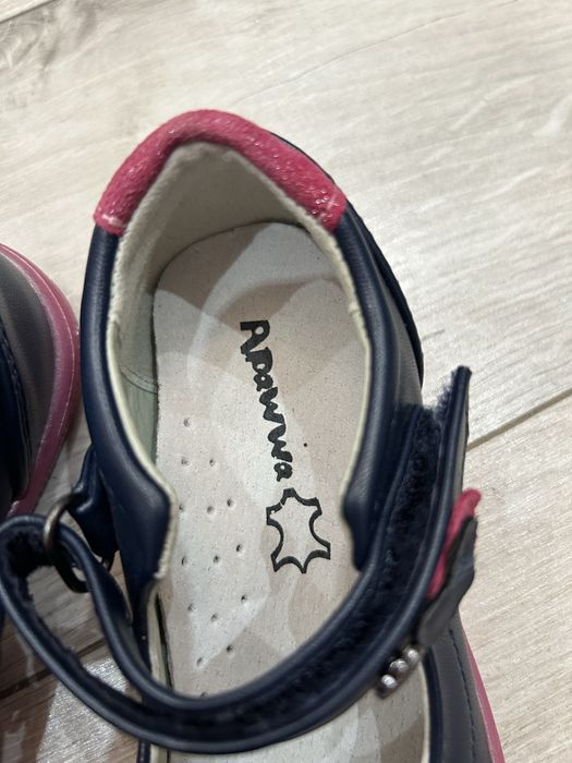 Buty skórzane dla dziewczynki Apawwa nowe