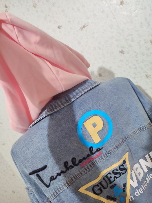 Продам джинсовую куртку Guess женскую  р L-48