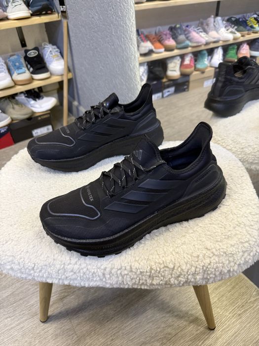 ОРИГІНАЛ 100% Adidas Ultraboost 5 Boost gtx GORE-TEX | JI1384 НЕ ПРОМОКАЮТЬ кросівки осінь зима 45 розмір кроссовки бігові деми gtx чорні