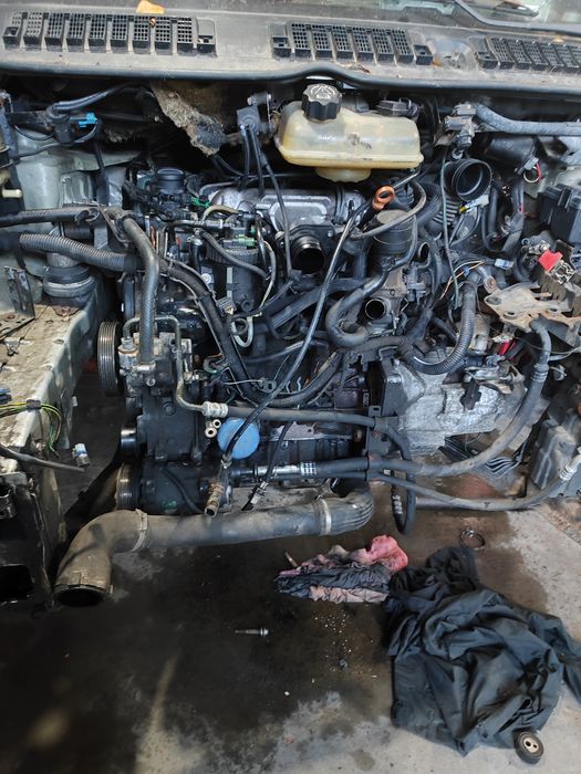 Двигун 2.0 hdi RHX 16клапанний Пежо експерт