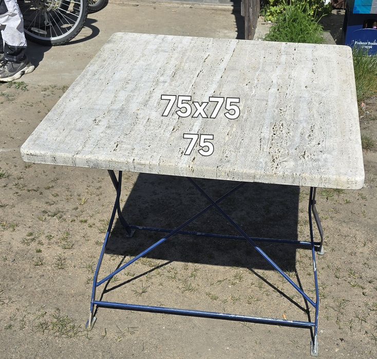 Stolik ogrodowy z płyty kamiennej