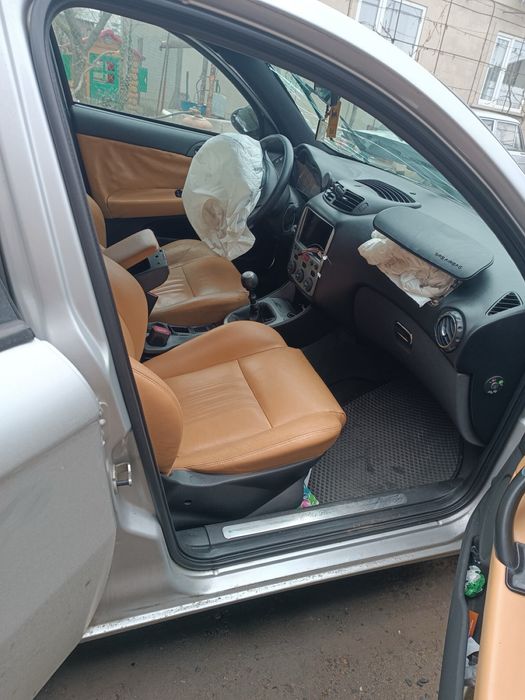 Alfa-romeo 147 1.9 tdi после дтп