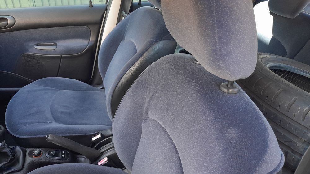 RESERVADO-Peugeot 206 1.6 a gasolina ( ler texto)