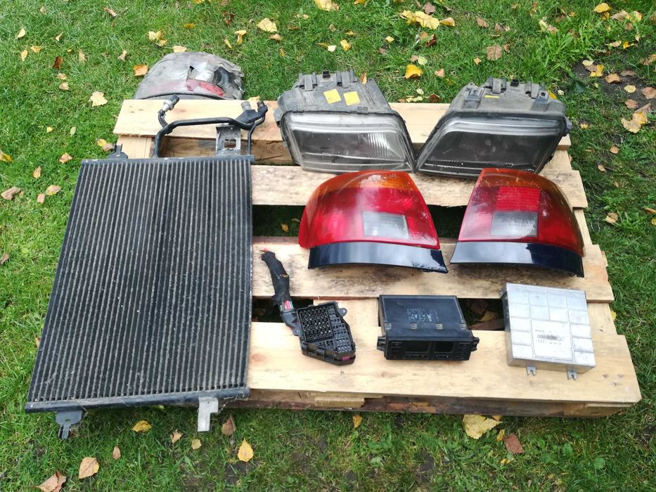 AUDI A4 B5 1.8T AEB Lampy Chłodnica Panel Klimy