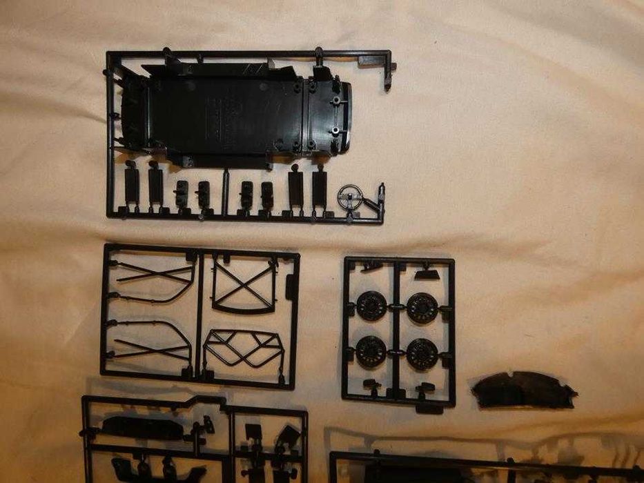 MODEL DO sklejania Revell Subaru Impreza