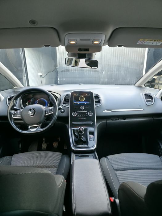 Renault Scenic / 138.500 km / 7 Lugares