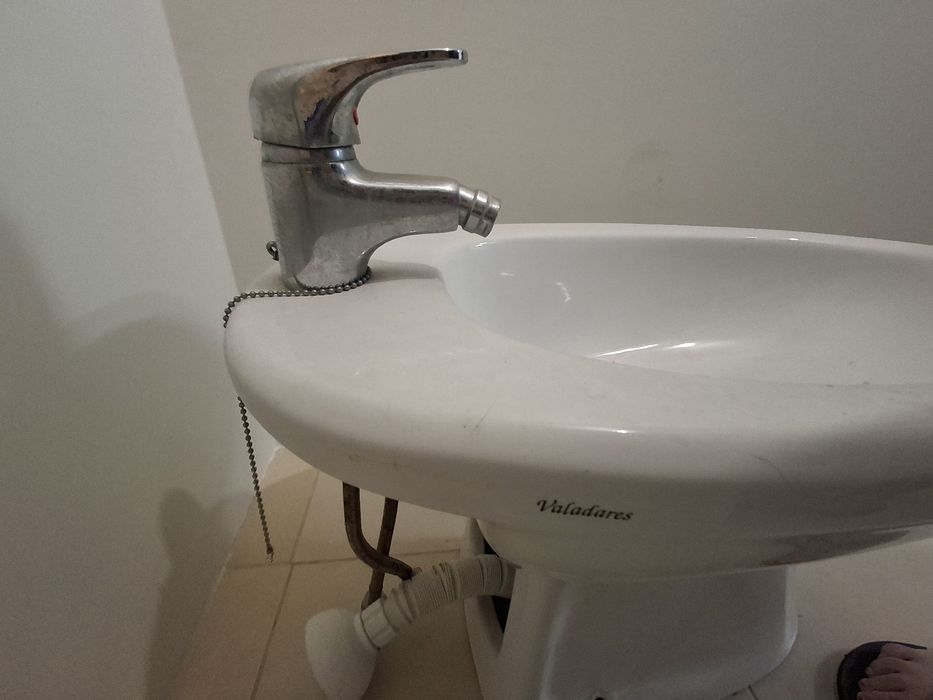 Louça casa de banho