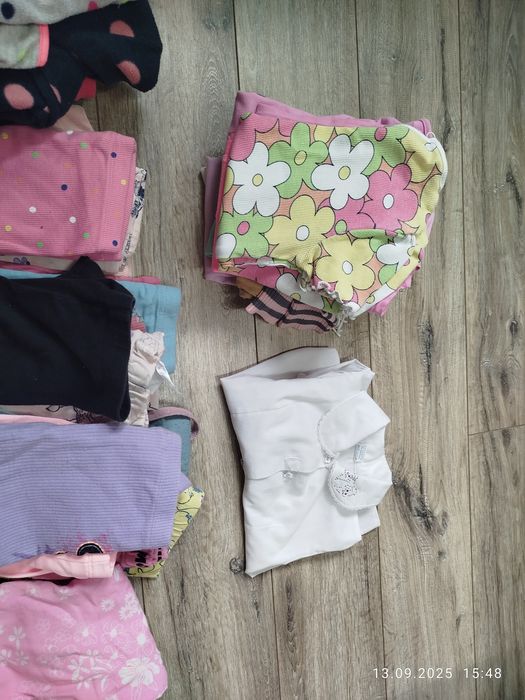 Bardzo duża paka ciuchów dla dziewczynki rozmiar 98