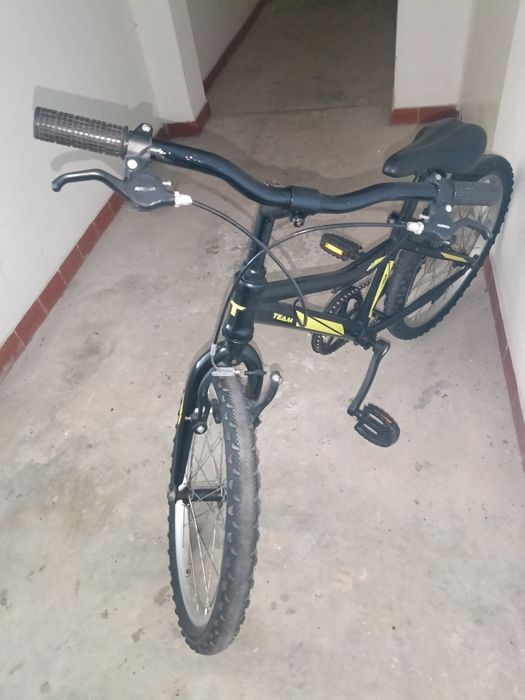 55€ bicicleta roda 20 pegar e andar
