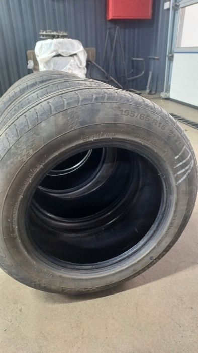 Літня гума Kumho 195/65R15