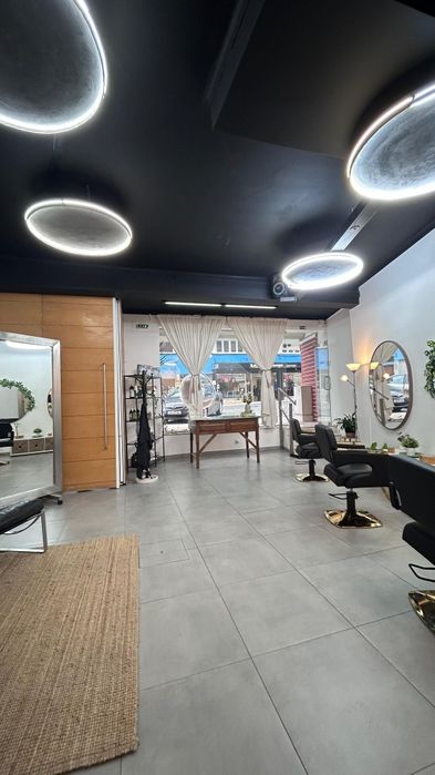 Aluguel de cadeira em salão de beleza
