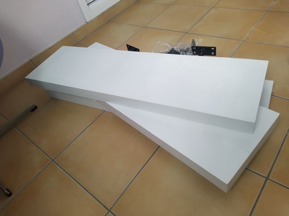 3 shelves 100cm X 28 cm