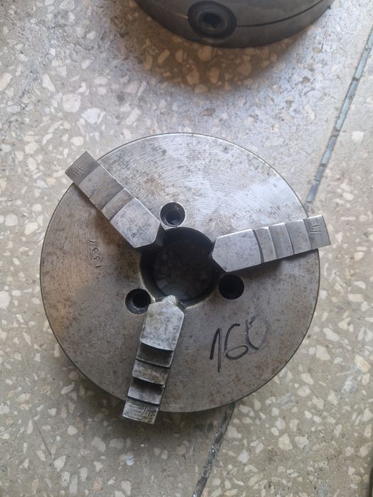 Uchwyt tokarski 3-szczękowy samocentrujący Ø160 mm