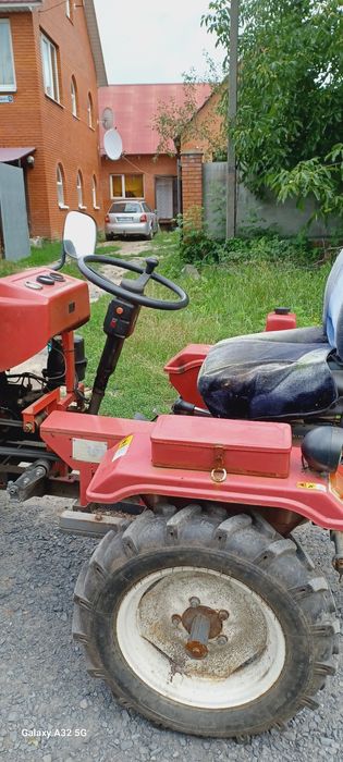 Міні трактор ДТЗ 180