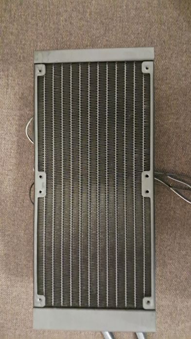 Silver monkey x snowy argb 240 (2×120 mm)