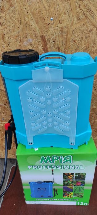 Опрыскиватель аккумуляторный Мрия 12 литров