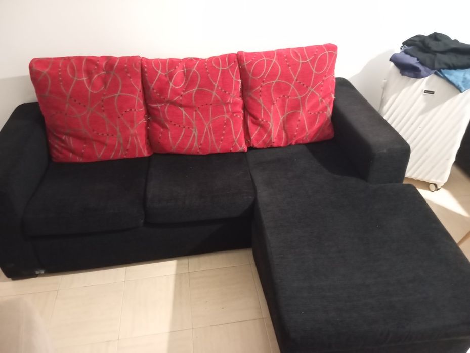 Sofá preto para sala