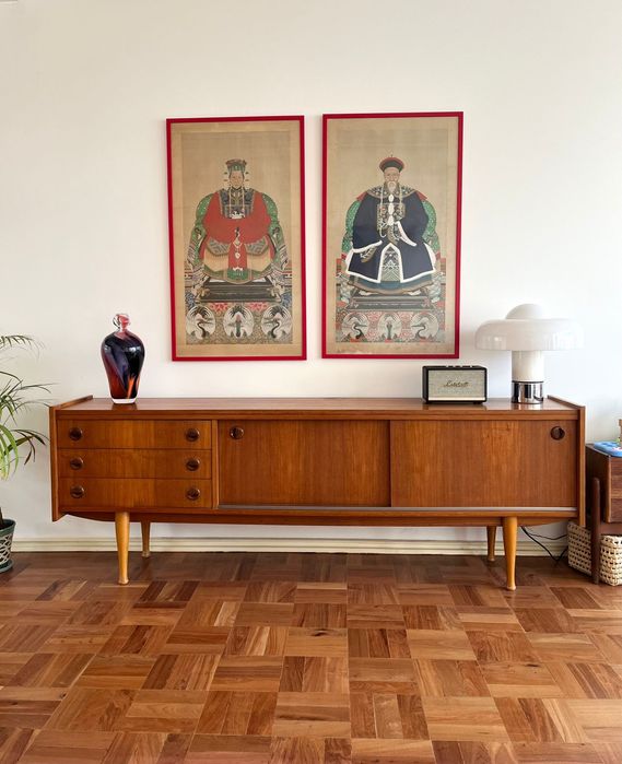 Aparador mid century em teca