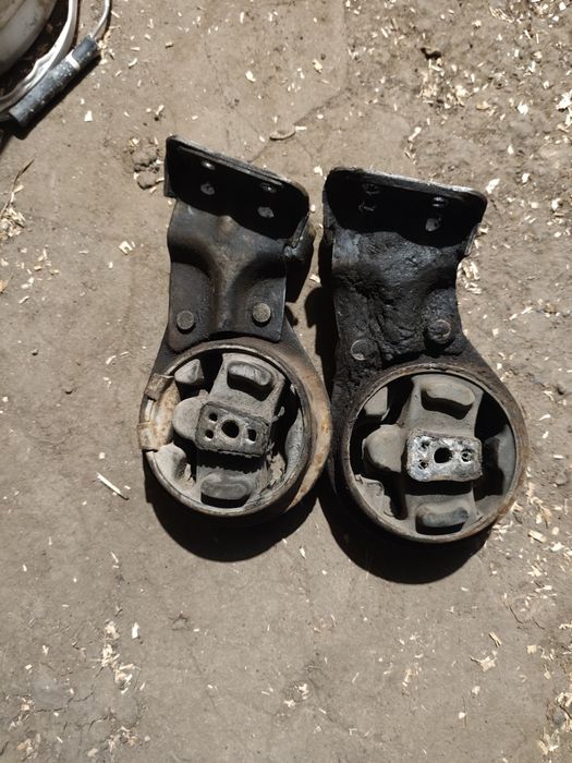 Подушка двигуна Ваз-2109,08,99