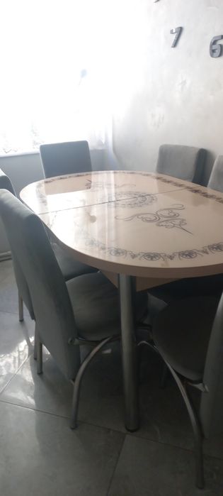 Стіл  3 Д + кріса.