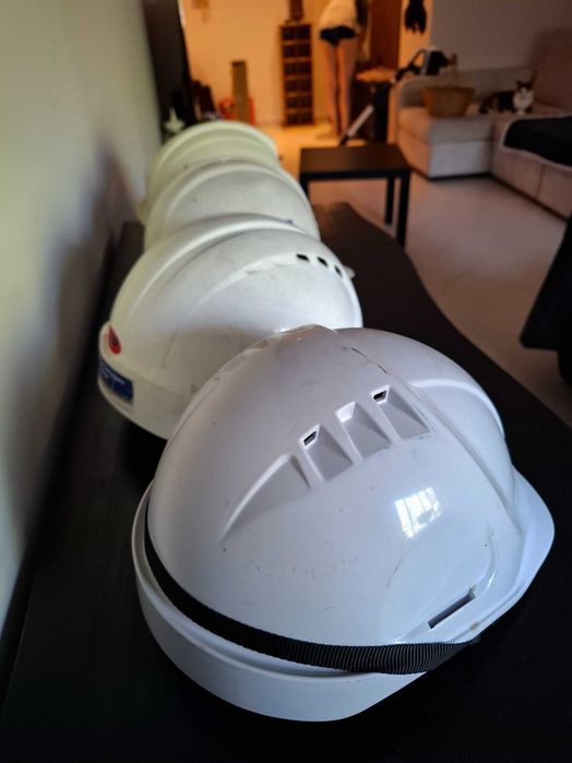 Construction Helmets463436474409953285