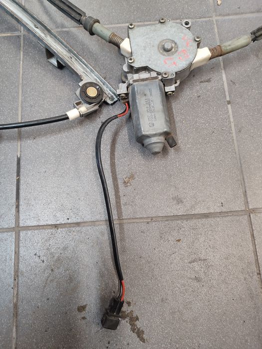 VW passat B3 elektryczne szyby tył. Rarytas unikat tuning vr6 g60 gt