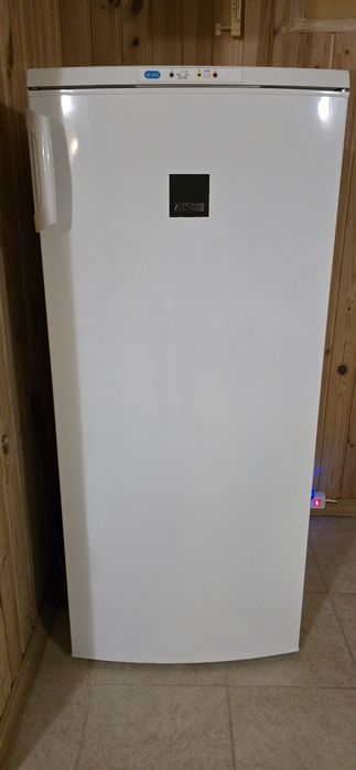 Морозильная камера Zanussi FZ-190 идеал: 5 500 грн. - Морозильные