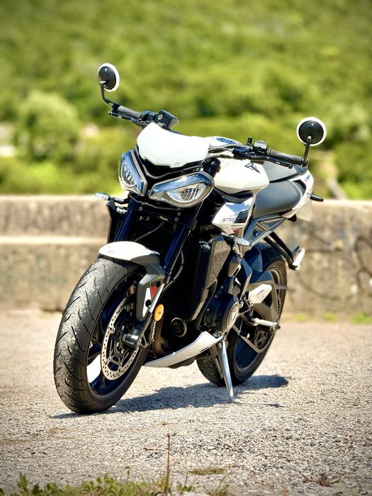 Triumph Street Triple 765 R (2023) | 5.039 km | Garantia até 09/2027 | Vários Extras