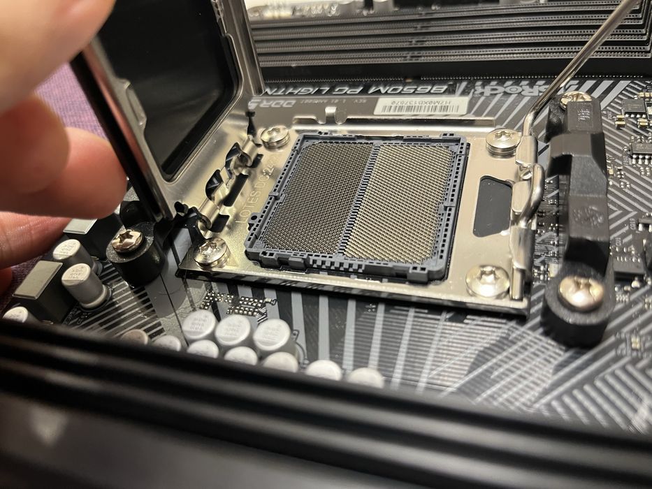 ASRock B650M PG Lightning