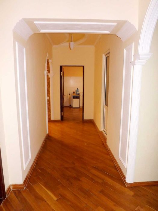 ЖК Чайки  улица Лобановского продам 3х кв. 120м2 метро Житомирская