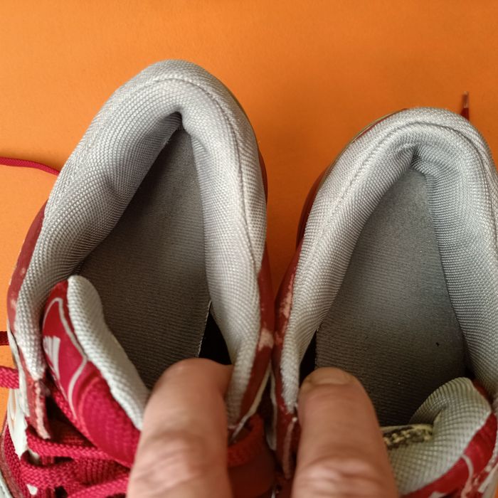 Adidas STABIL , buty halówki. Rozmiar 38-39 . Wkładka 24,5 cm.