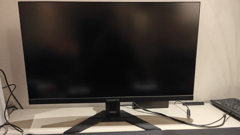 Monitor Gigabyte M28U, 4K, 144Hz