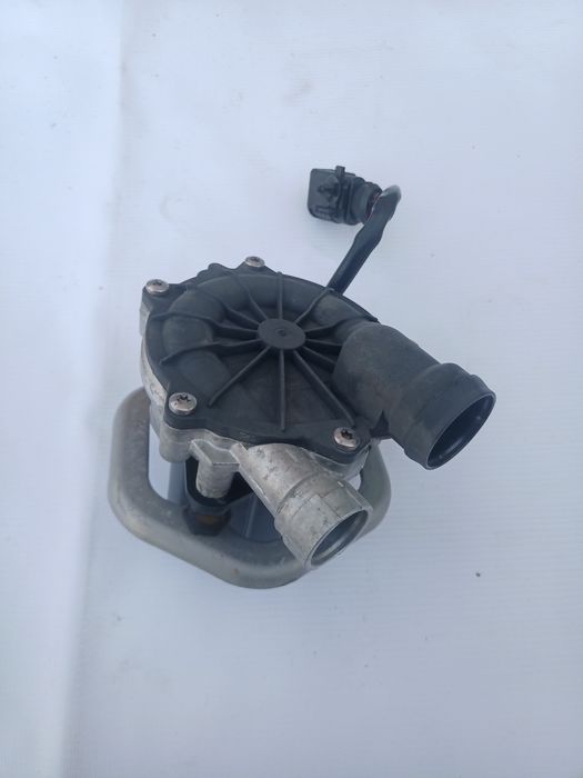 Насос воздушный повітряний VW passat b8 NMS b9 2.0T расходомер ДМРВ