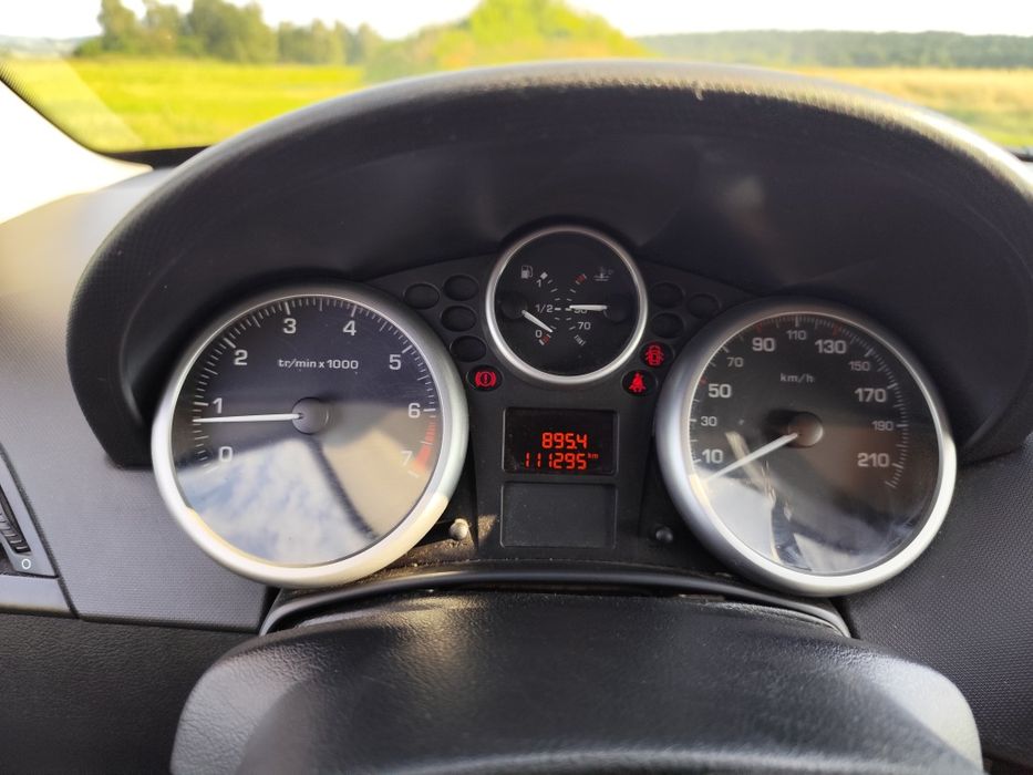 Peugeot 207 2006 1.4 benzyna