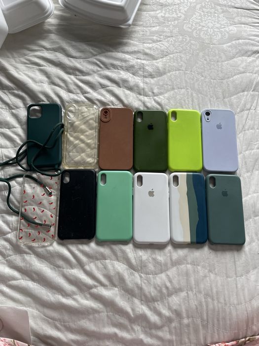 Чохли на Iphone xr