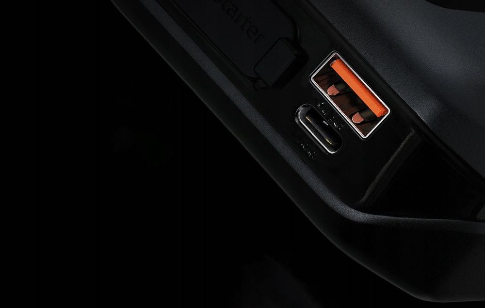STARTER ROZRUSZNIK Do Samochodu PowerBank 10000mah 1000A Usb + Kable