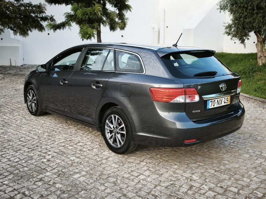 Toyota Avensis SW 2.0 D-4D 124cv
