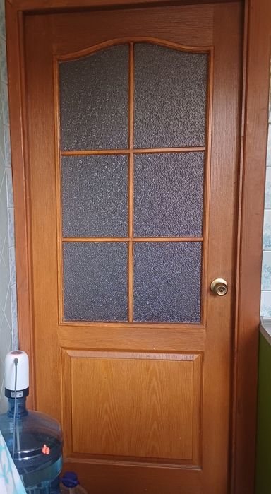 Міжкімнатні двері б/в з коробкою