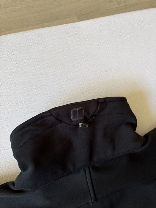 Męska kurtka softshell windstopper membrana gore-tex Berghaus