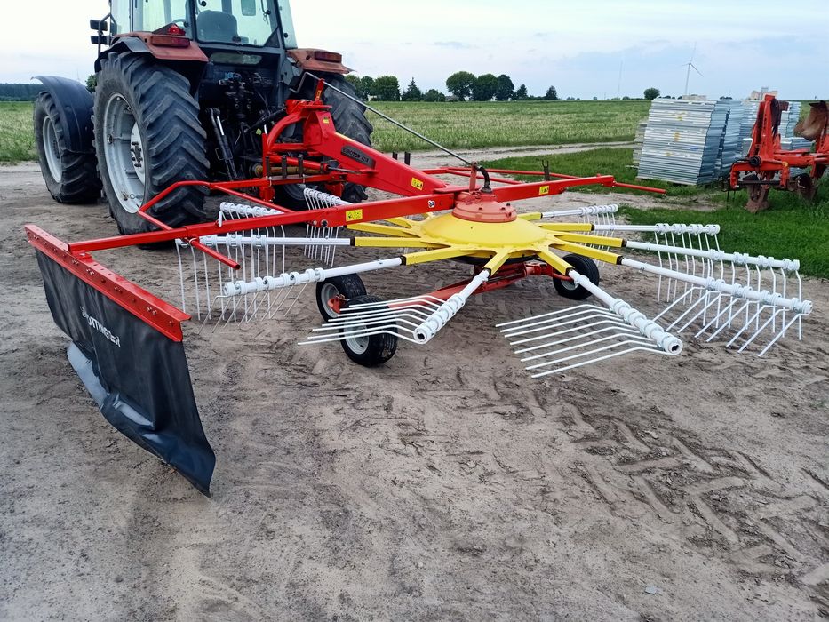 Zgrabiarka Pottinger Euro Top 421  szerokość 4,2m Kuhn  Kverneland na tandemie