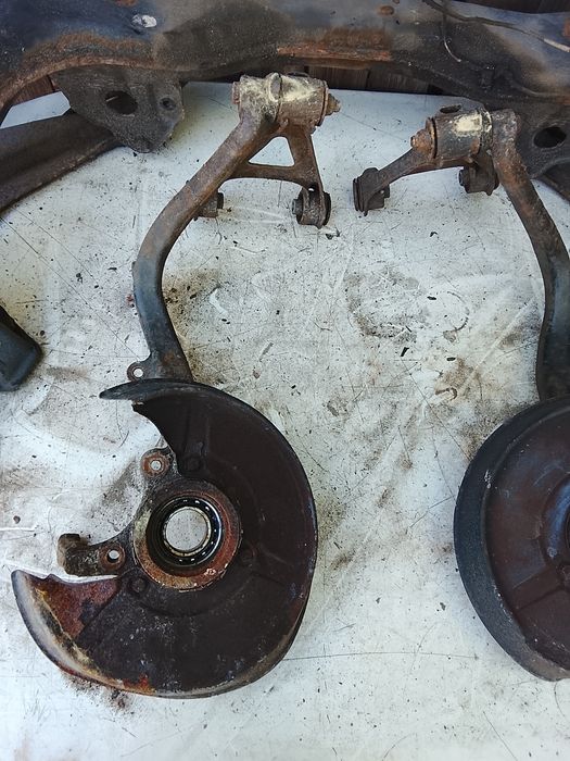 Zawieszenie tylne kompletne Audi 80B4/A4B5  Quattro