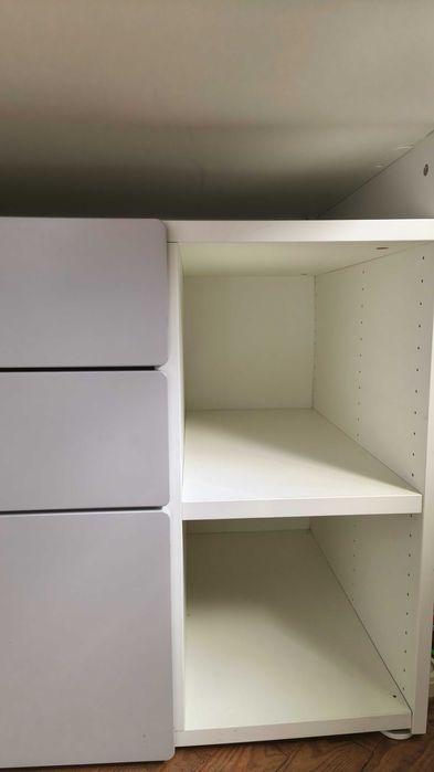 Fraldário em muito bom estado