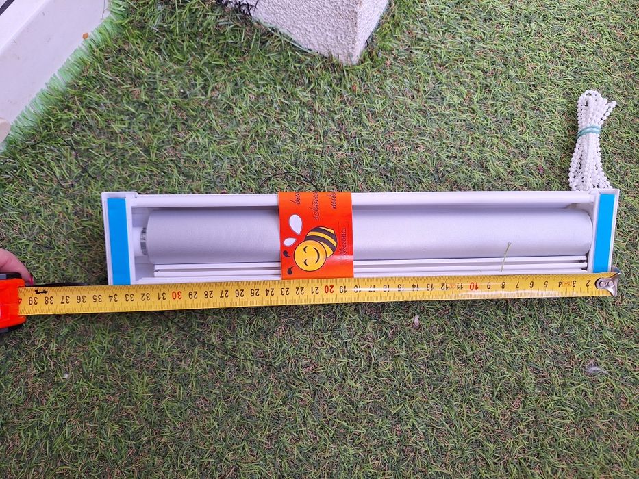 Roleta zaciemniająca 34,5 cm na wys 122 cm. Nowa