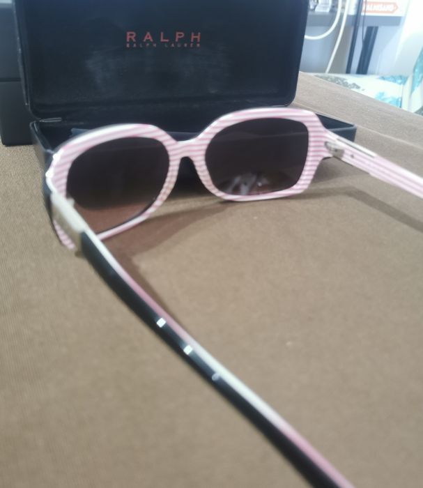 Óculos de sol Ralph Lauren como novos
