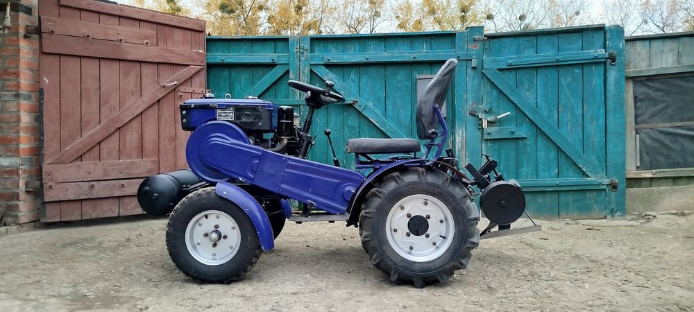 Продам двигун дизельний 8к.с